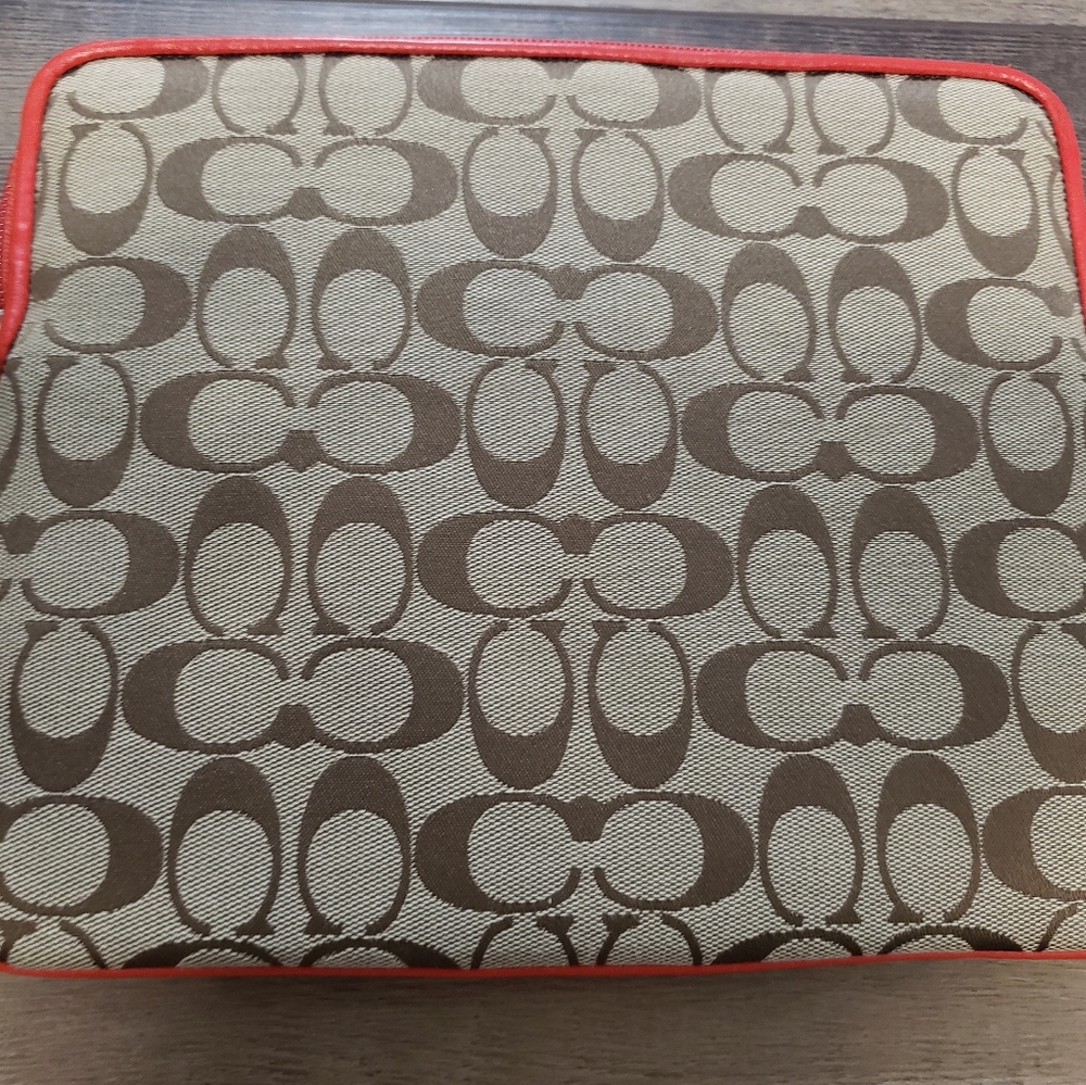 IPad Case - Picture 2 of 2